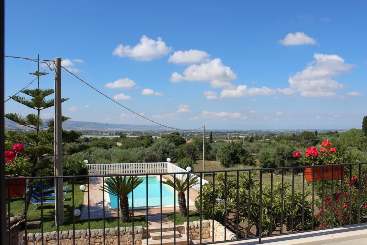 Villa Clara Chiaramonte Gulfi Extérieur photo