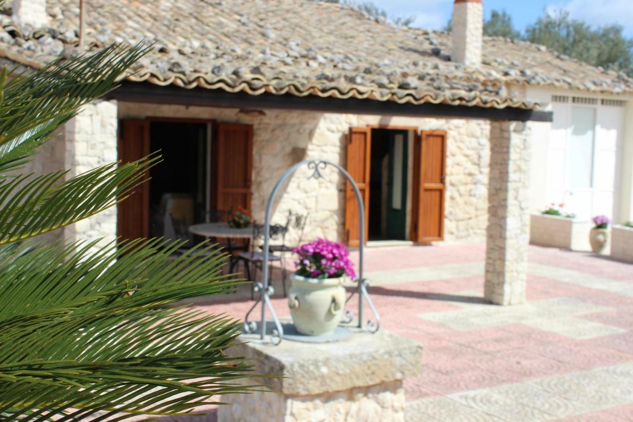 Villa Clara Chiaramonte Gulfi Extérieur photo